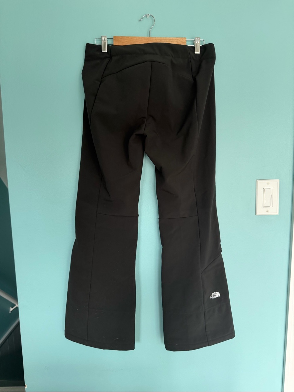 The North Face Black Insulated Snowboard Ski Pants Women’s Medium - Picture 2 of 7
